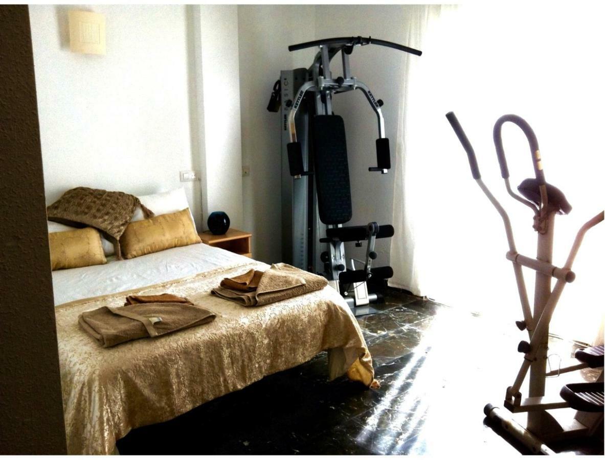 Penthouse With Private Roof Terrace And Jacuzzi Apartment Fuengirola Luaran gambar