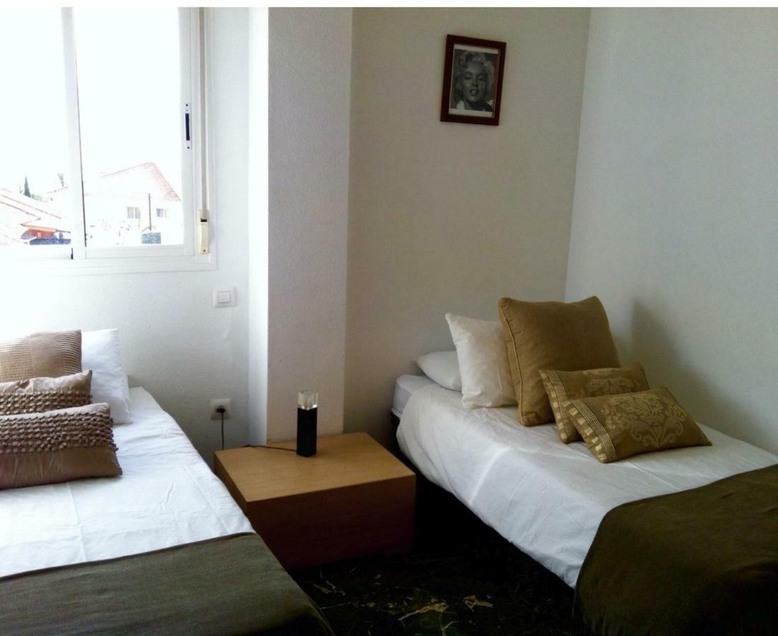Penthouse With Private Roof Terrace And Jacuzzi Apartment Fuengirola Luaran gambar